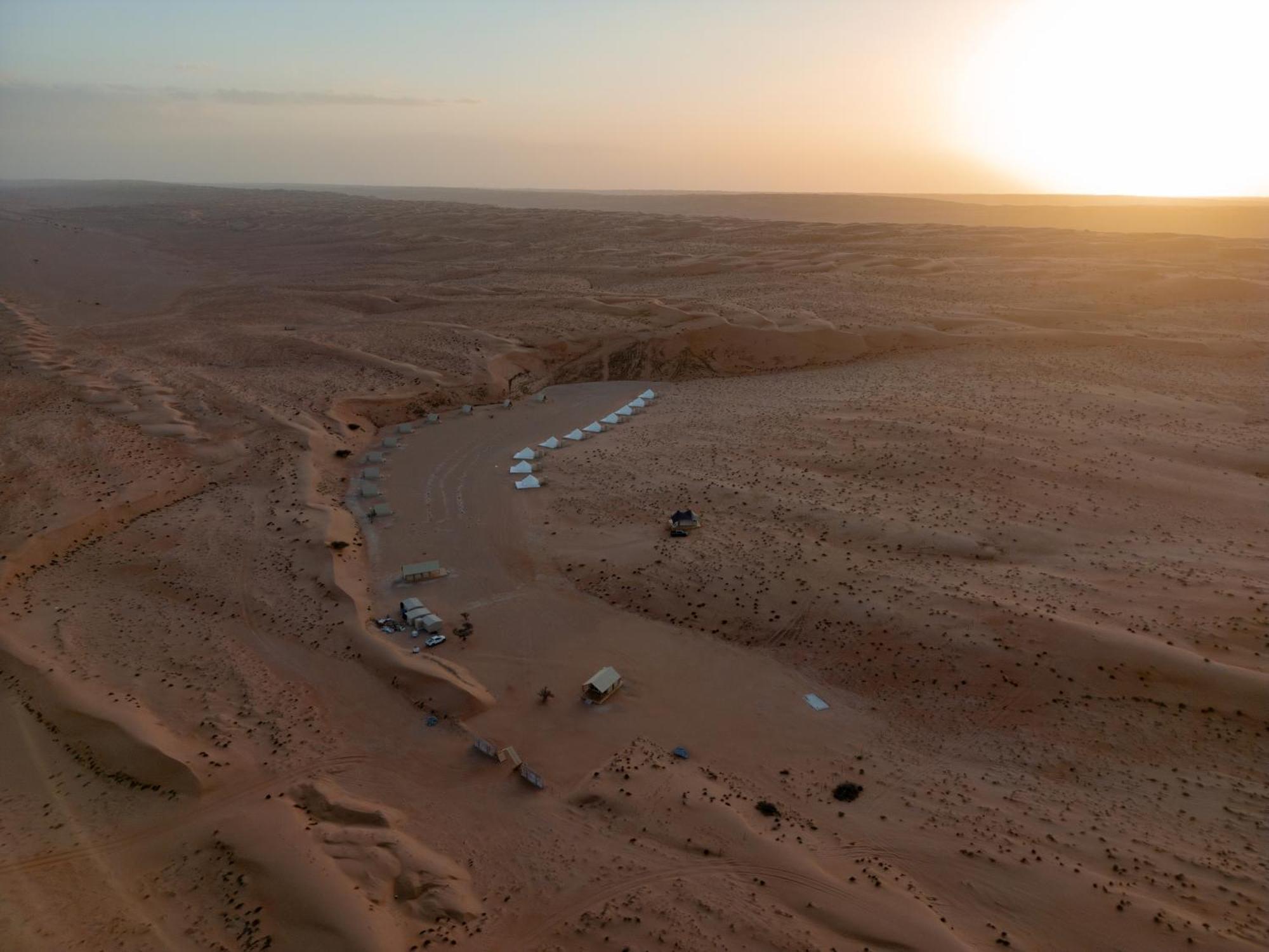 Adventurer Camp Hotel Al Wāşil Eksteriør billede